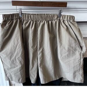 Junonia Athletic Shorts Army Green 2X